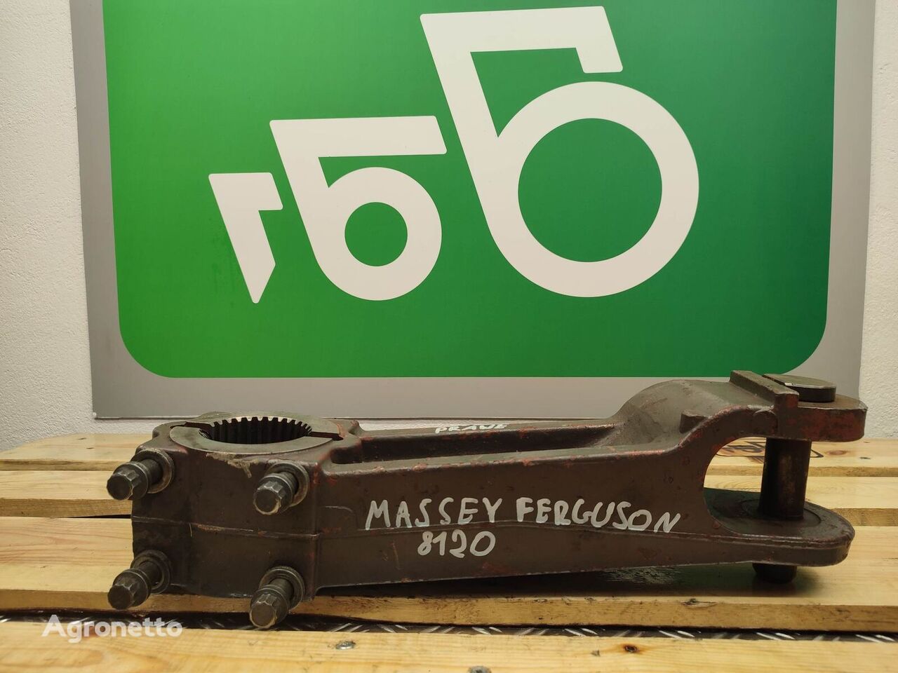 Ramię podnośnika Massey Ferguson 8120 (604B1) reservedele til traktor på hjul