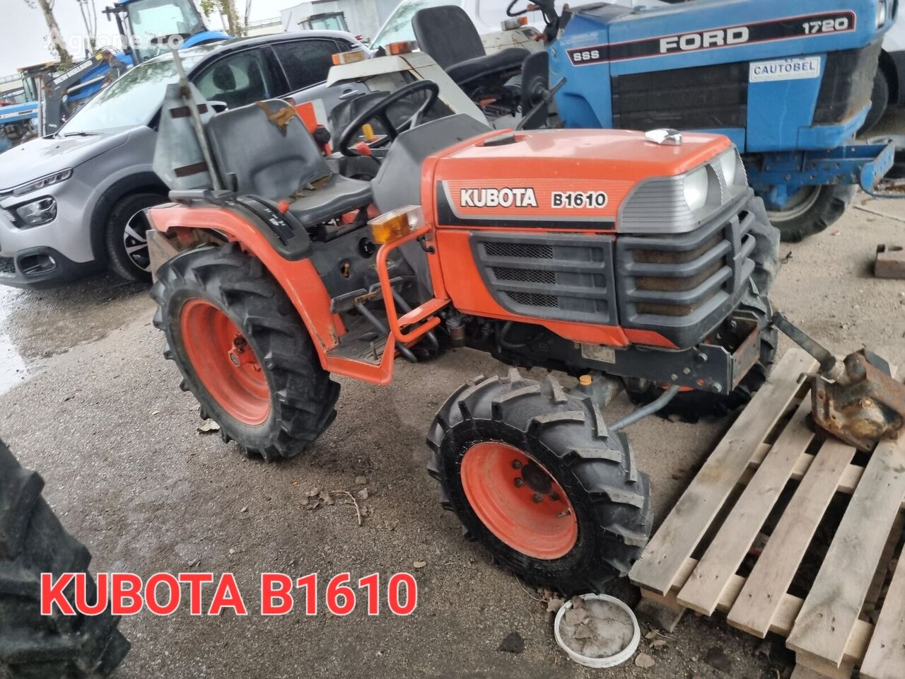 Kubota B1610 traktor på hjul