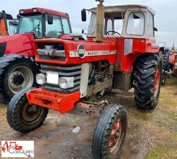 Massey Ferguson 1080 traktor på hjul til reservedele